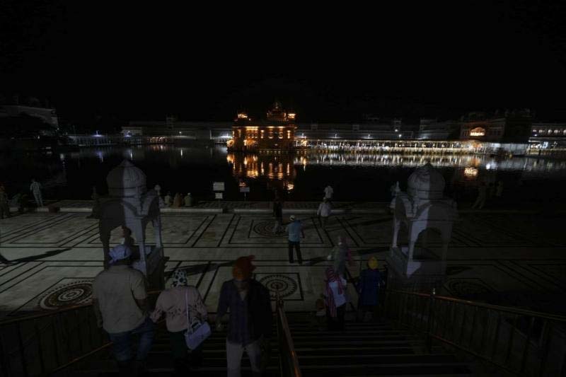 Indian Army says Pakistan is preparing to attack Golden Temple, Golden Temple management denies it