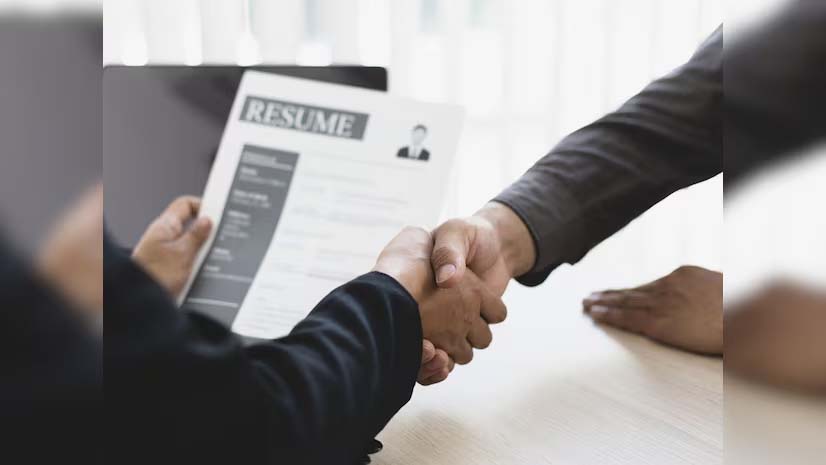 Freshers Losing Priority in India Due to Short-Term Jobs..
